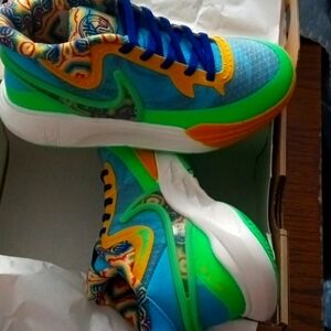 Nike Kyrie 8 Go SE Baltic Blue/Multi Color Size 12C kids shoes